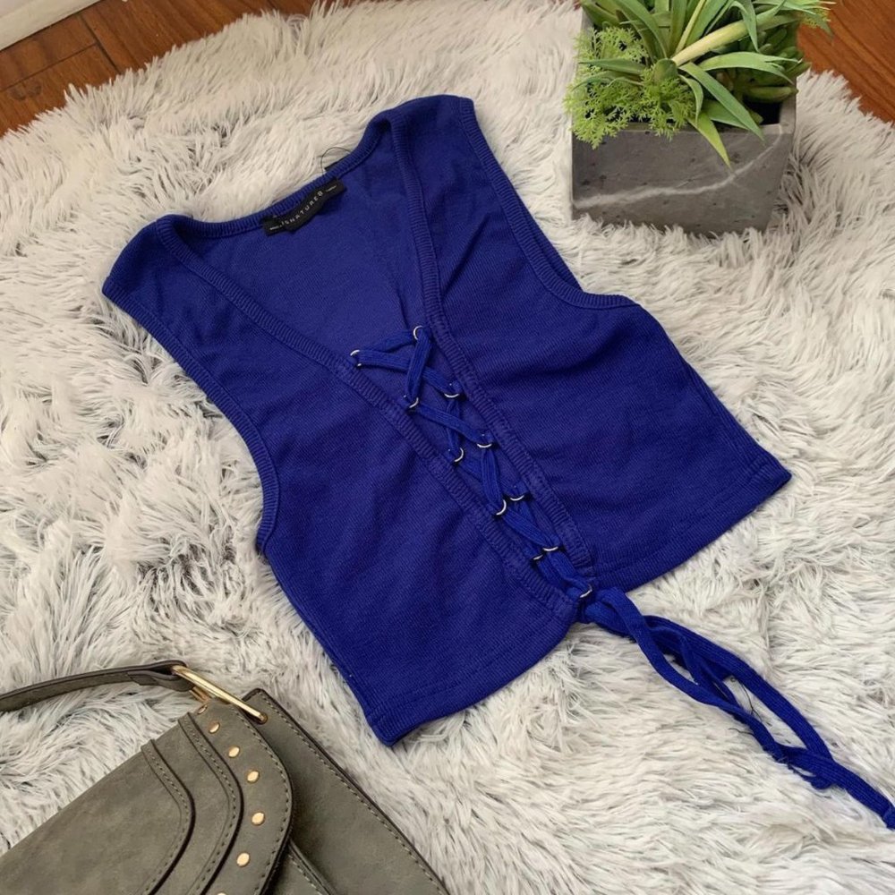 Signature8 Tied-Front Top